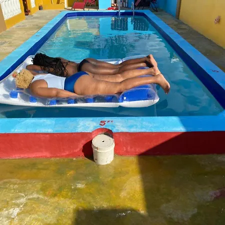 Paradise Villa Shared Onsite Private Pool Onsite Gym