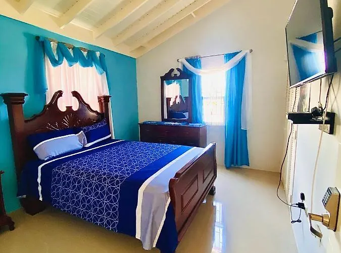 Paradise Shared Onsite Private Pool Onsite Gym Habitación en casa particular *