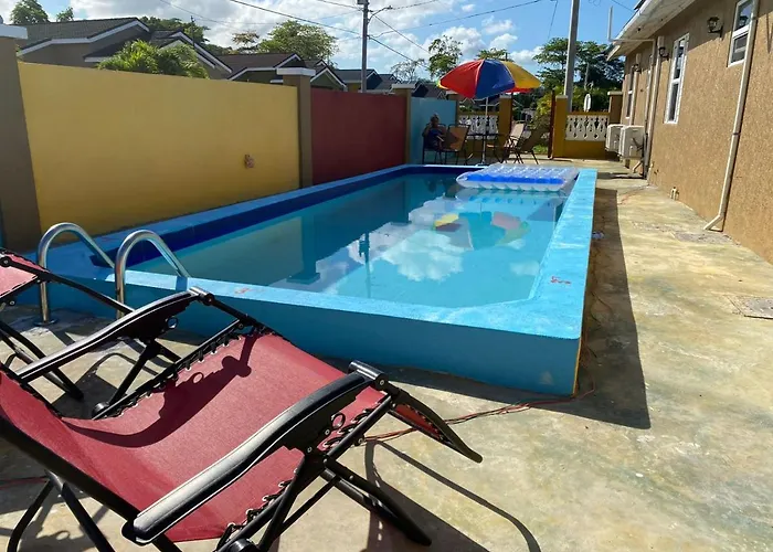 Paradise Shared Onsite Private Pool Onsite Gym Habitación en casa particular Ocho Ríos